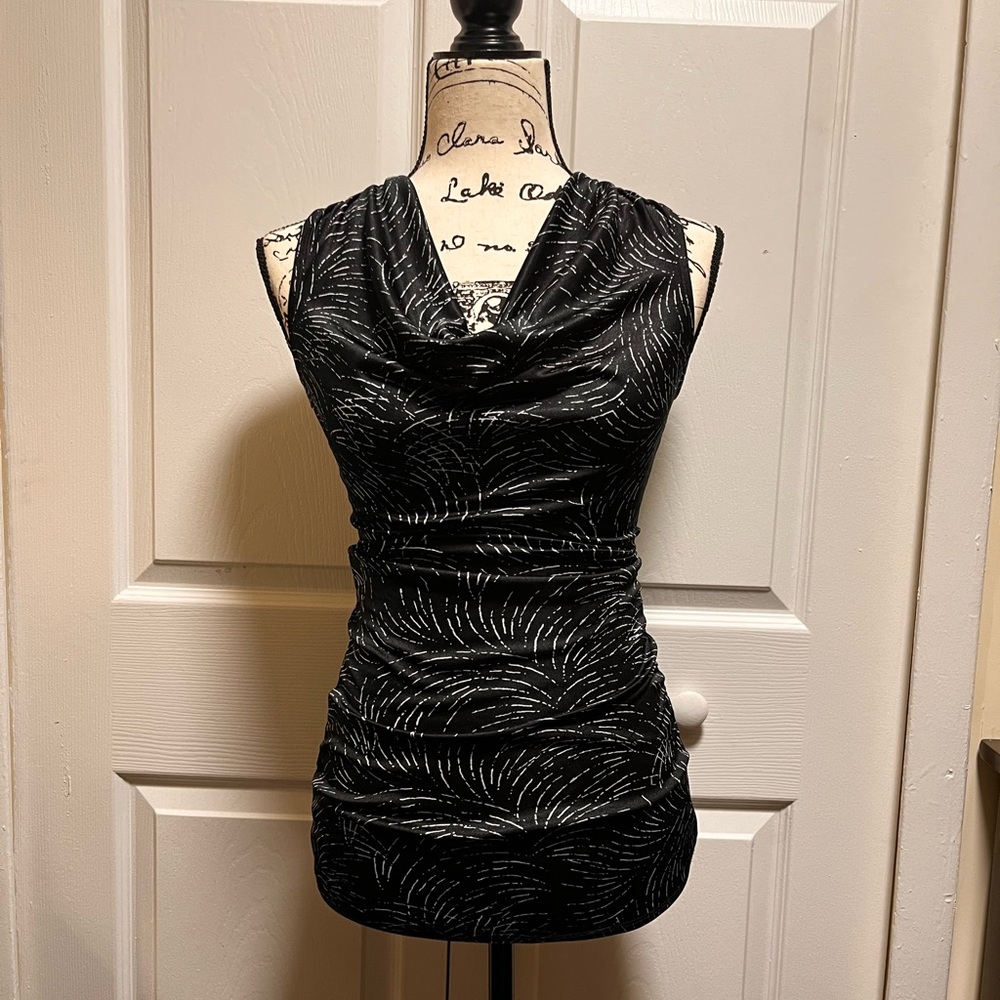 Banana Republic Black and White Patterned Top